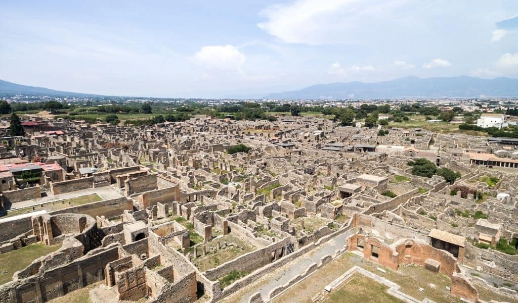 How to do a Pompeii day trip from Rome best tours and DIY options