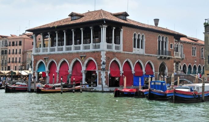 Where to Stay in Venice Italy: Neighborhood and Area Guide Where to Stay in Venice Italy: Neighborhood and Area Guide