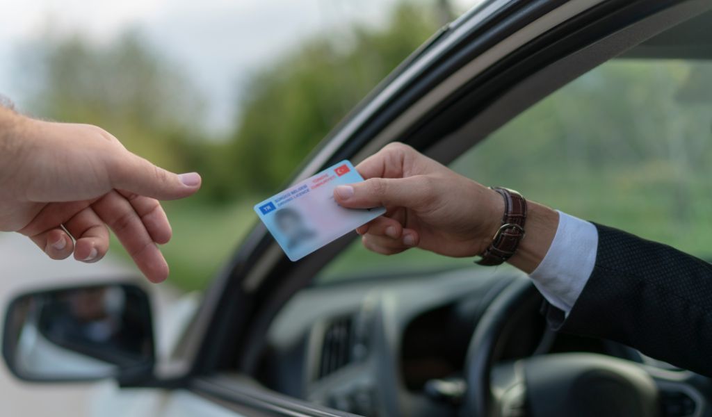 documentation for driving in italy