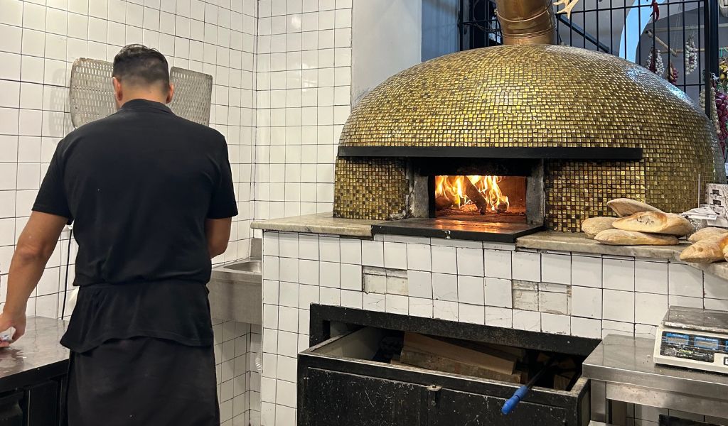 pizza oven in napoli pizzeria